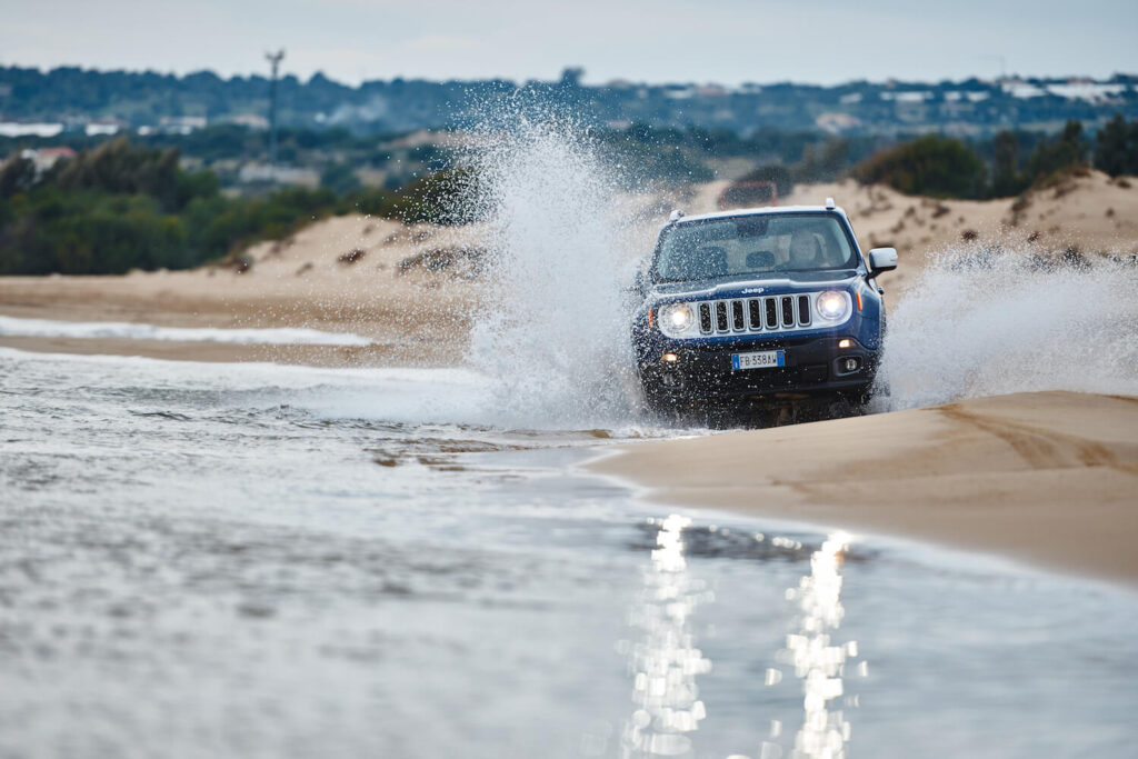 , Jeep Renegade najlepszym &bdquo;Samochodem Terenowym 4×4 Roku 2016&rdquo;