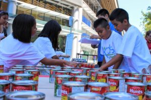 Jeep Wrangler zbudowany z puszek