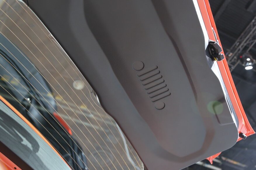 Jeep Renegade klapa bagażnika