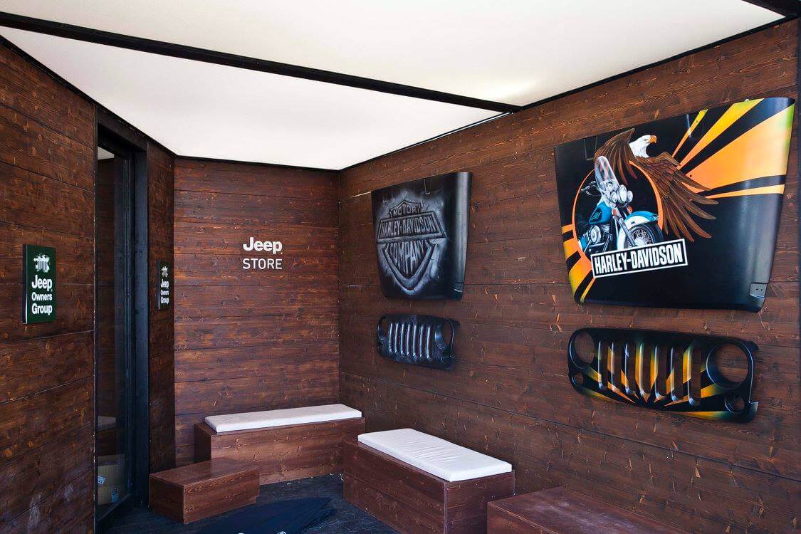 Swiat jeepa w harley village