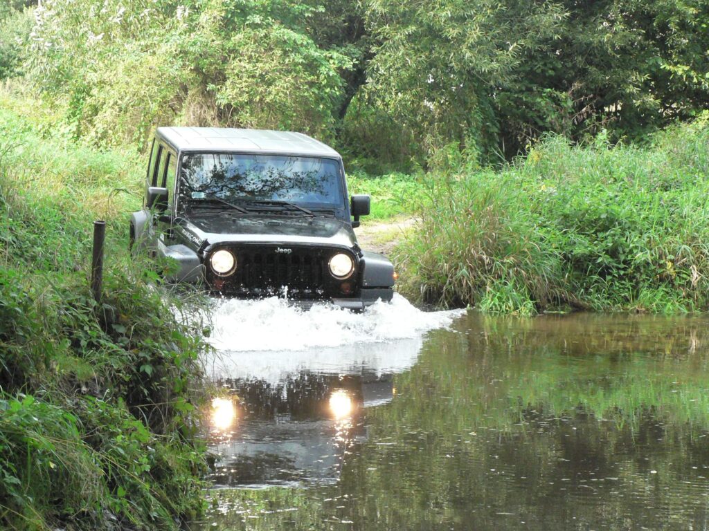 Jesienna Terenowa Wyprawa Jeepa