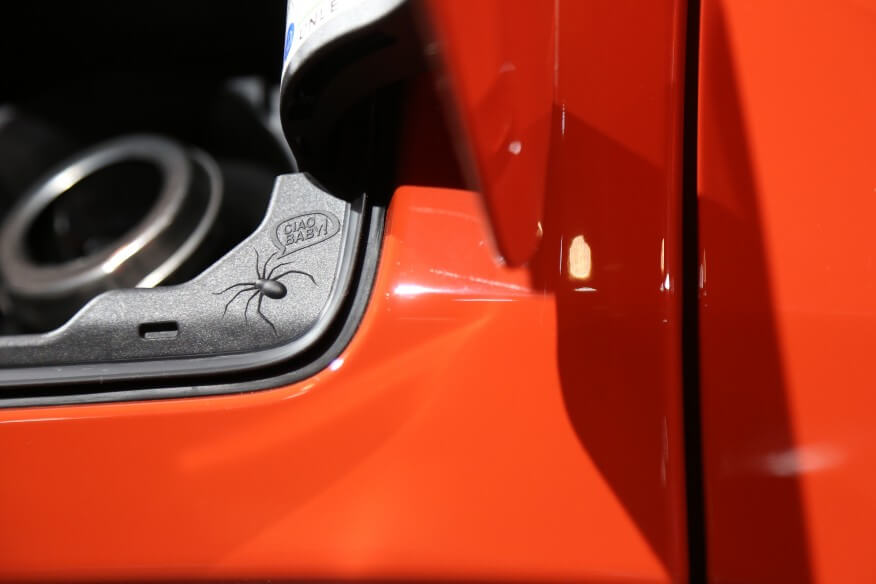 Pajęczek wlew paliwa jeep renegade