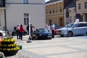 , Miaty na&nbsp;kórnickim rynku &#8211; Finał rajdu Mazd MX-5 &#8222;Z&nbsp;Przymrużeniem Oka 2018&#8221;