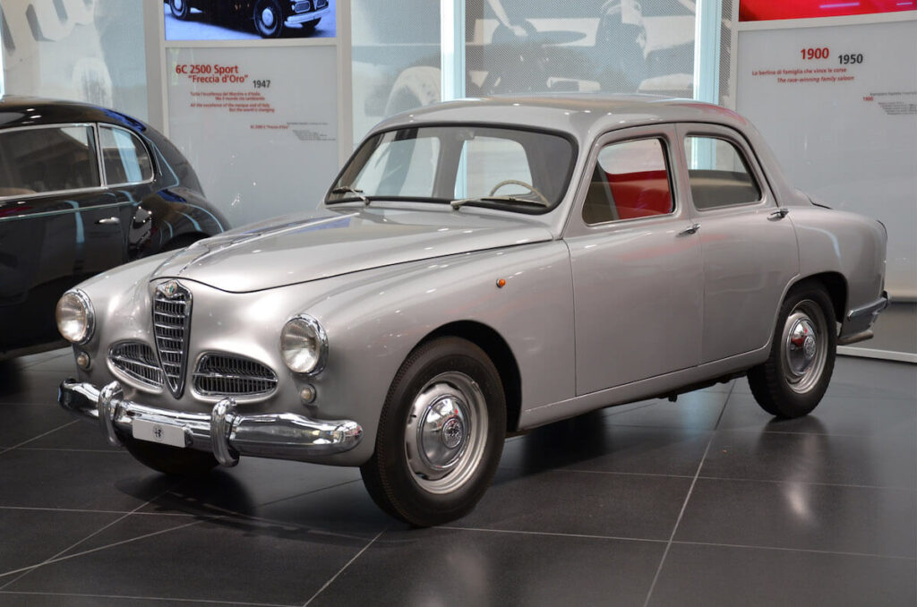 Alfa Romeo 1900 na wystawie w Museo Storico Alfa Romeo