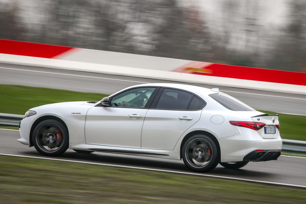 Alfa, Tajemnice dynamiki jazdy Alfa Romeo