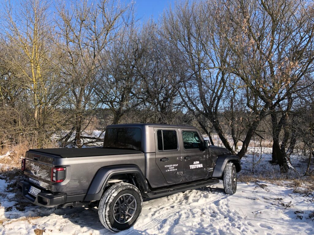 Jeep Gladiator na sesji Voyager Group