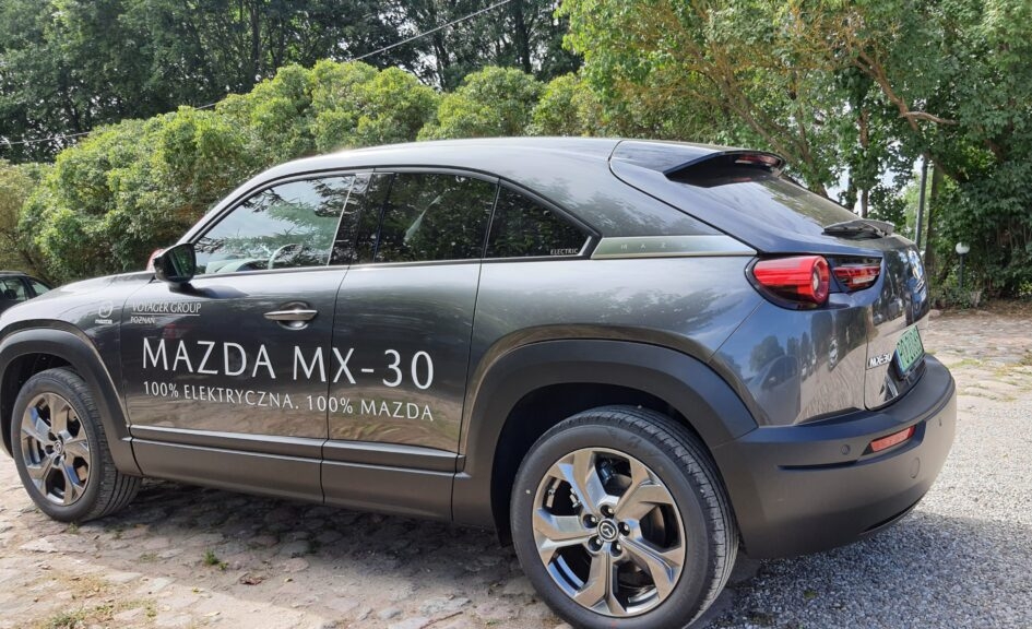 Samochód elektryczny Mazda
