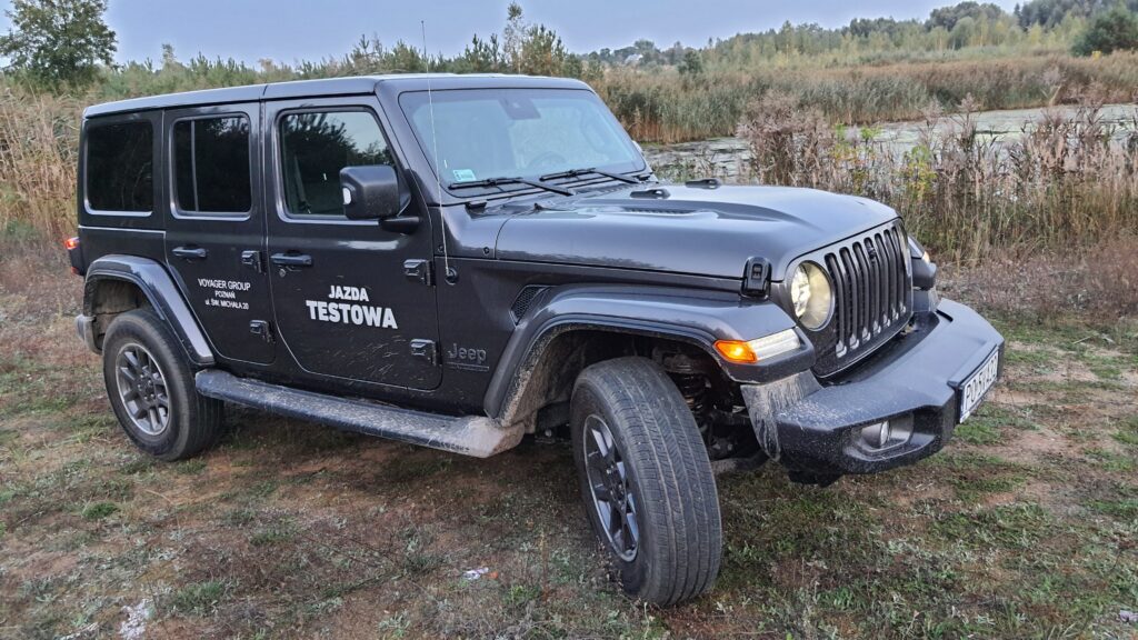 Jeep Wrangler Unlimited w plenerze
