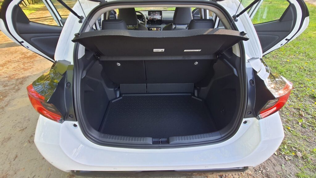 Mazda2 Hybrid, Dlaczego Mazda2 Hybrid?